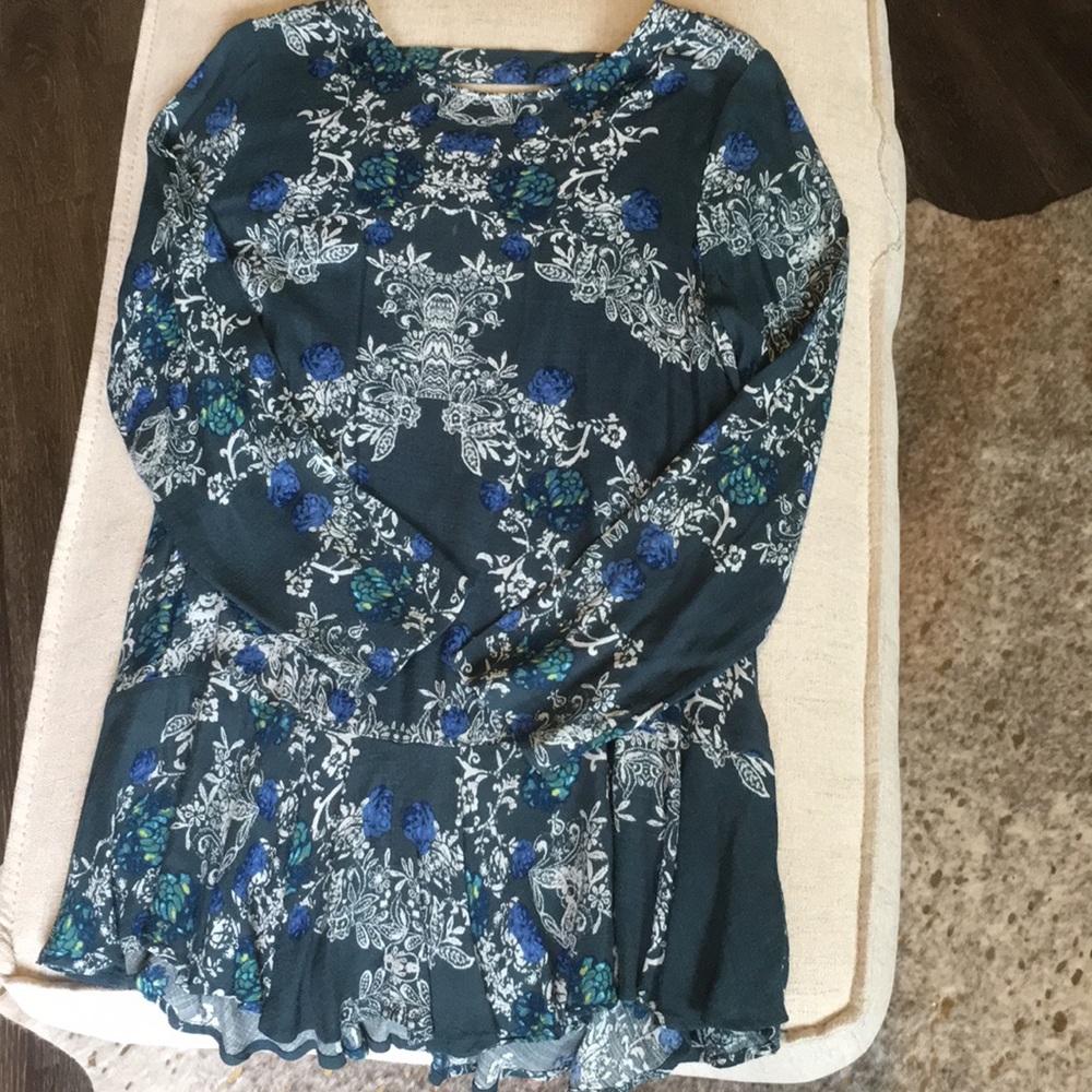 Tunic top dark green blue floral
